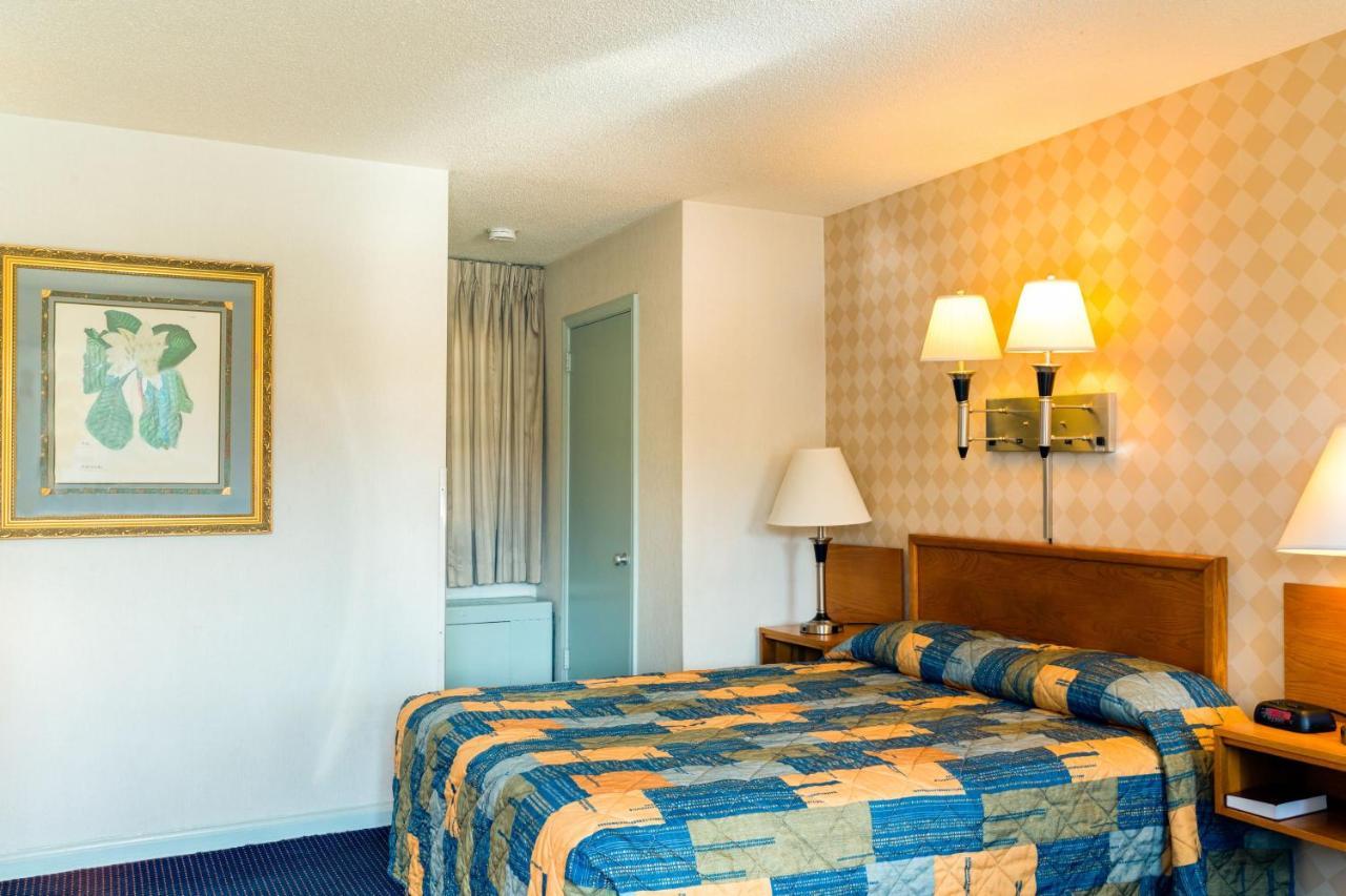 Budget Host Alexandria Motel Dış mekan fotoğraf